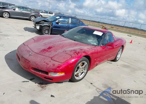 2000 Chevrolet Corvette z USA, uszkodzony, nr VIN 1G1YY22G5Y5104749